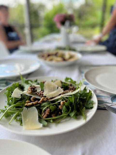 Rocket Pear and Walnut Salad